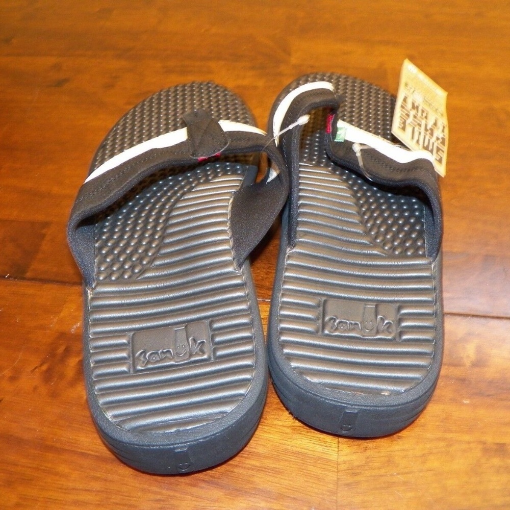Men's SANUK PULSE Black White Sandals NWT New - Picture 2 of 5